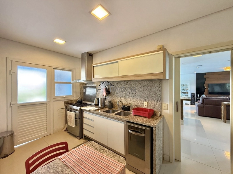 Sobrado beira lago: 20ª foto da galeria de imagens do imóvel