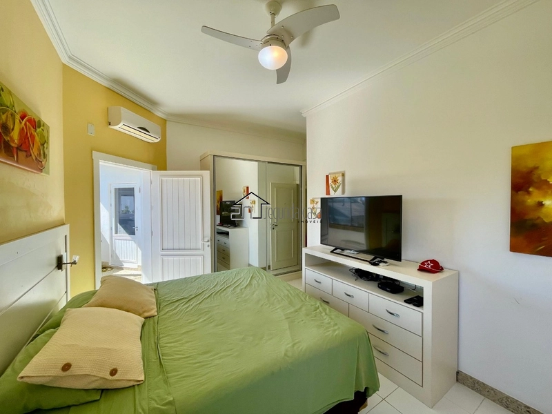 Sobrado em condomínio a beira mar: 14ª foto da galeria de imagens do imóvel