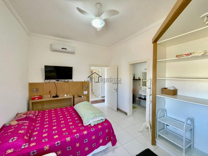 Sobrado em condomínio a beira mar: 25ª foto da galeria de imagens do imóvel