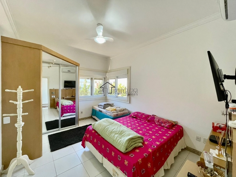 Sobrado em condomínio a beira mar: 24ª foto da galeria de imagens do imóvel