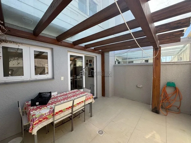 Duplex 3 dormitórios: 21ª foto da galeria de imagens do imóvel