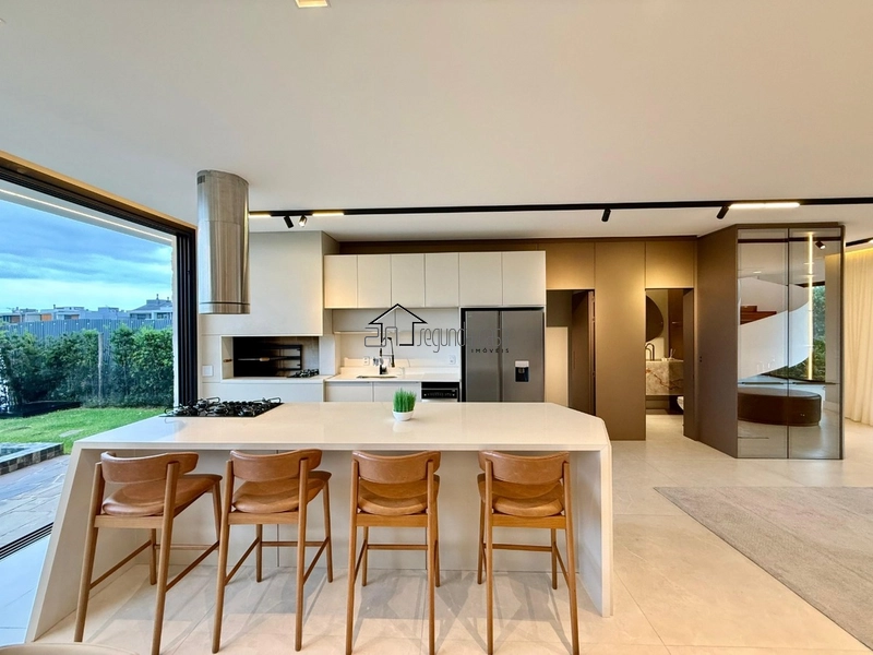 Sobrado beira lago mobiliado e decorado: 9ª foto da galeria de imagens do imóvel