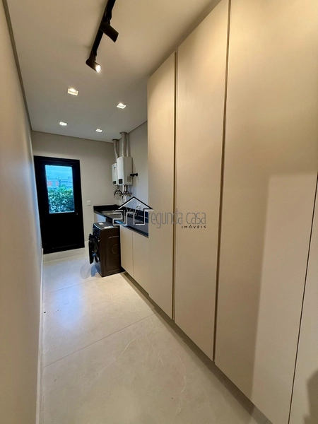 Sobrado beira lago mobiliado e decorado: 8ª foto da galeria de imagens do imóvel