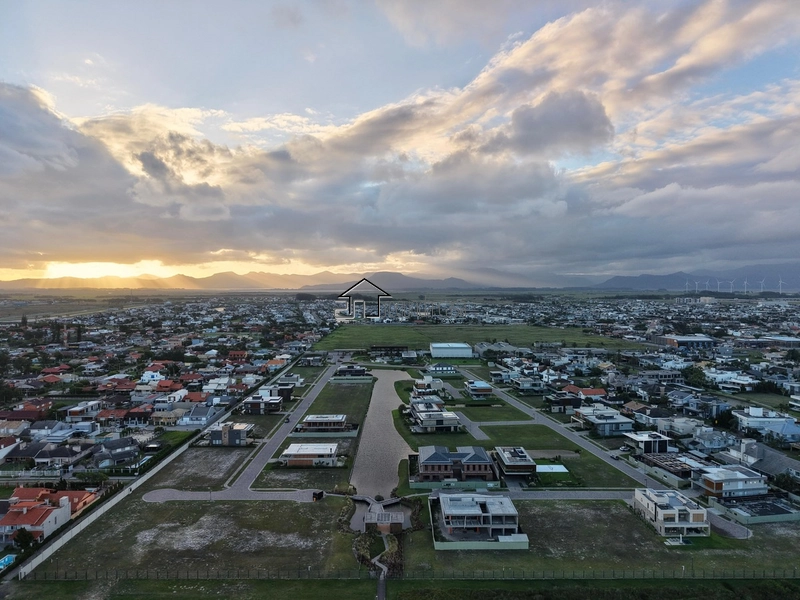 SOBRADO A VENDA CONDOMÍNIO LOS COBOS: 36ª foto da galeria de imagens do imóvel