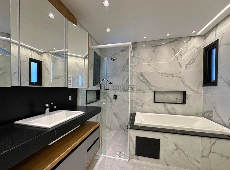 Sobrado com 400 m² mobiliado e decorado: 6ª foto da galeria de imagens do imóvel