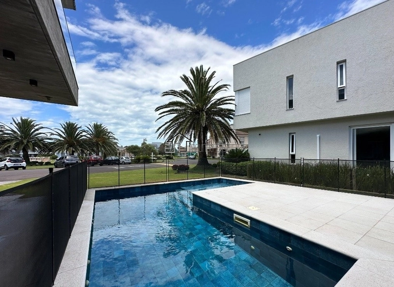 Sobrado com 400 m² mobiliado e decorado: 7ª foto da galeria de imagens do imóvel