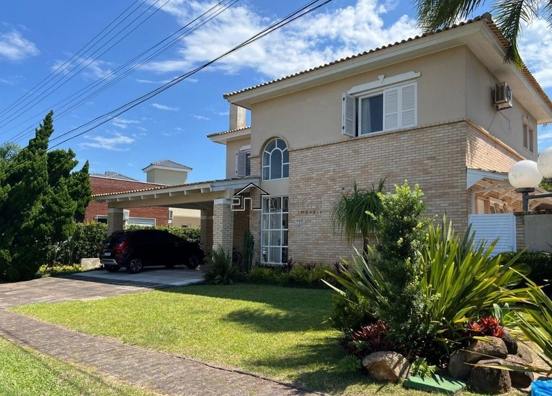 Sobrado 4 dormitórios