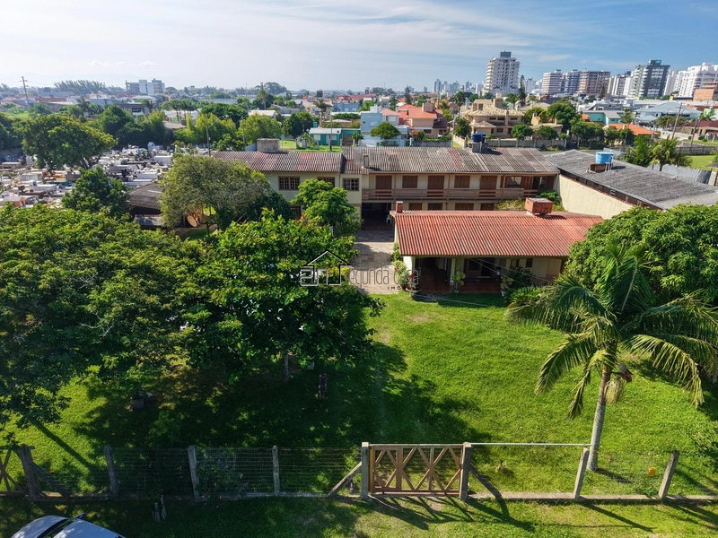 Casa com prédio de apartamentos à venda em Atlântida/Xangri-Lá: 35ª foto da galeria de imagens do imóvel