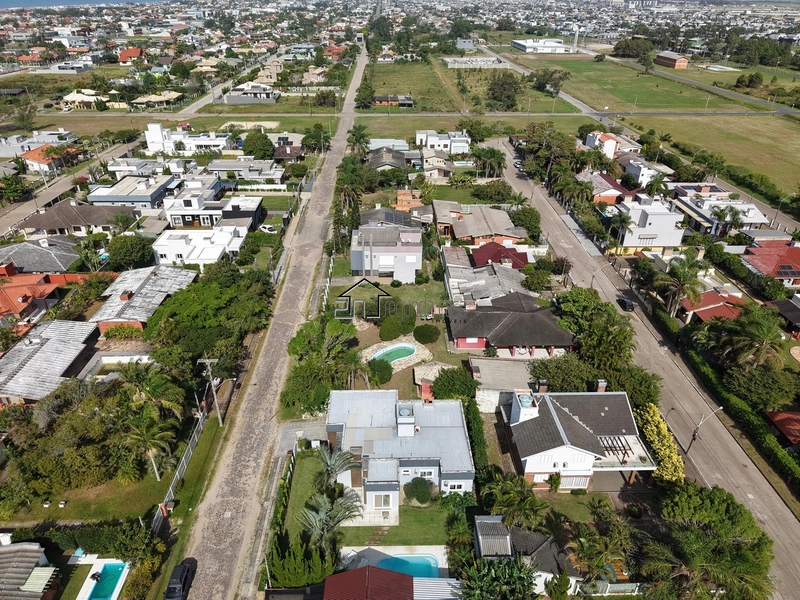 Casa térrea mobiliada e decorada à venda em Atlântida: 19ª foto da galeria de imagens do imóvel
