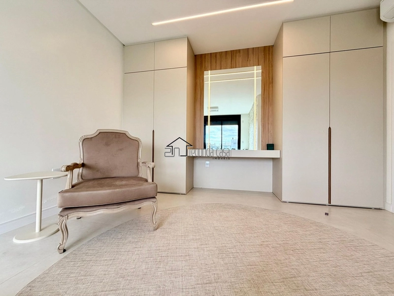 Mansão com 280m²: 18ª foto da galeria de imagens do imóvel