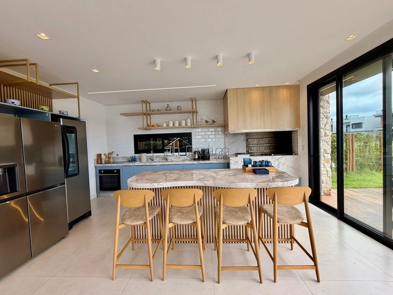 Mansão com 280m²: 9ª foto da galeria de imagens do imóvel