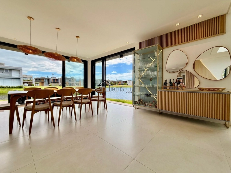 Mansão com 280m²: 6ª foto da galeria de imagens do imóvel