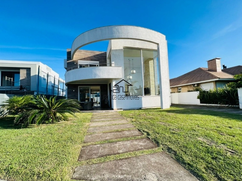 Sobrado mobiliado e decorado: 1ª foto da galeria de imagens do imóvel