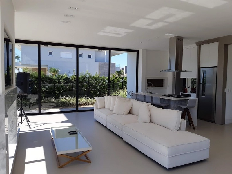 Bela casa contemporânea!: 3ª foto da galeria de imagens do imóvel