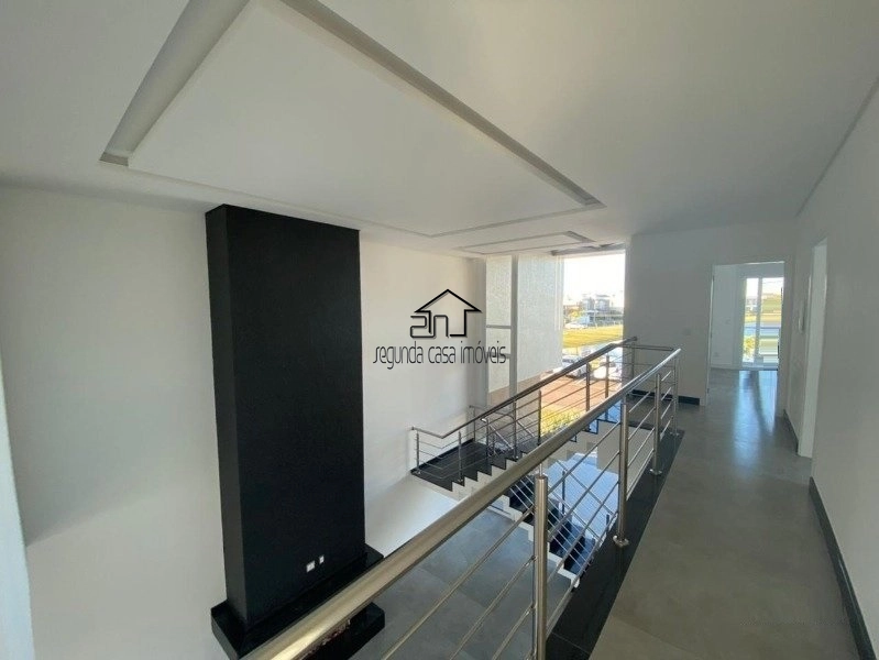 Sobrado novo e com vista para o lago: 4ª foto da galeria de imagens do imóvel