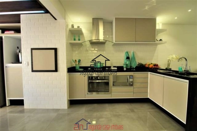 Casa 3 dormitórios: 2ª foto da galeria de imagens do imóvel