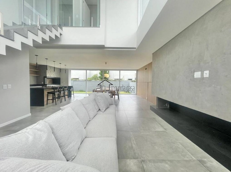 Sobrado no Condomínio Sunset: 2ª foto da galeria de imagens do imóvel