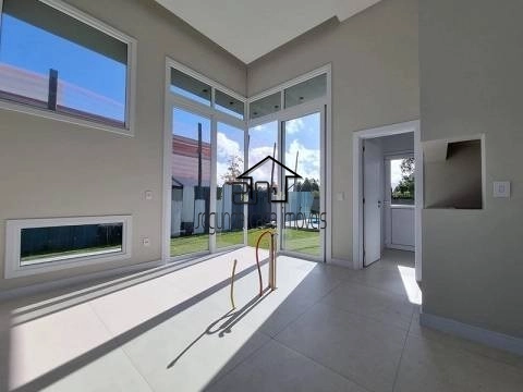 Casa nova no condomínio Dubai: 3ª foto da galeria de imagens do imóvel
