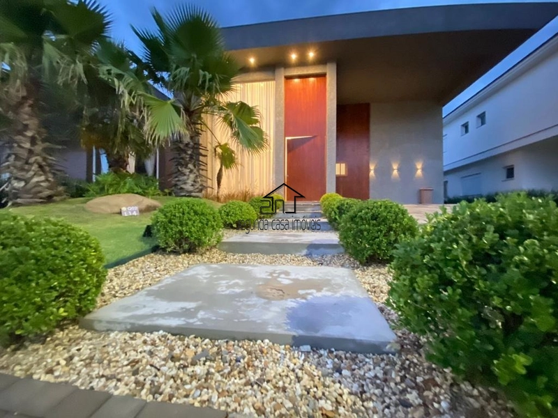 Casa no Dubai em Capão: 1ª foto da galeria de imagens do imóvel