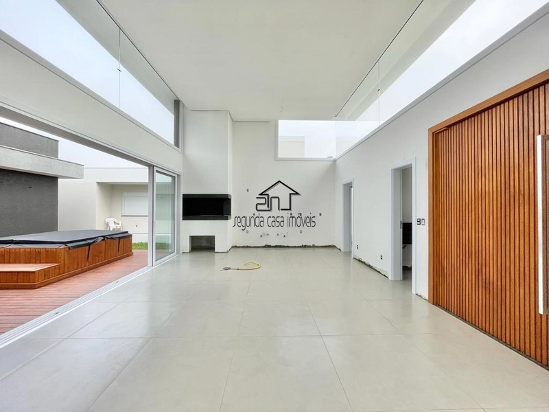 Casa em condomínio: 3ª foto da galeria de imagens do imóvel