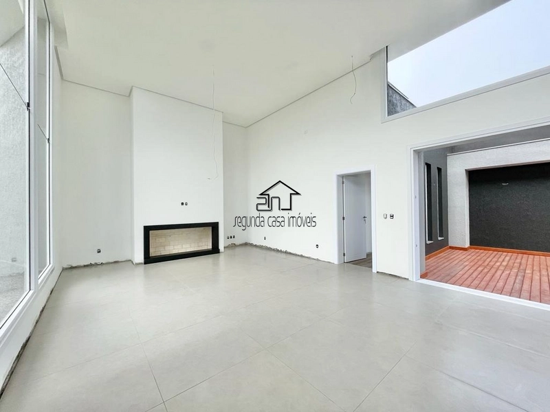 Casa em condomínio: 2ª foto da galeria de imagens do imóvel
