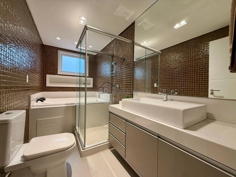 Maravilhoso sobrado: 9ª foto da galeria de imagens do imóvel