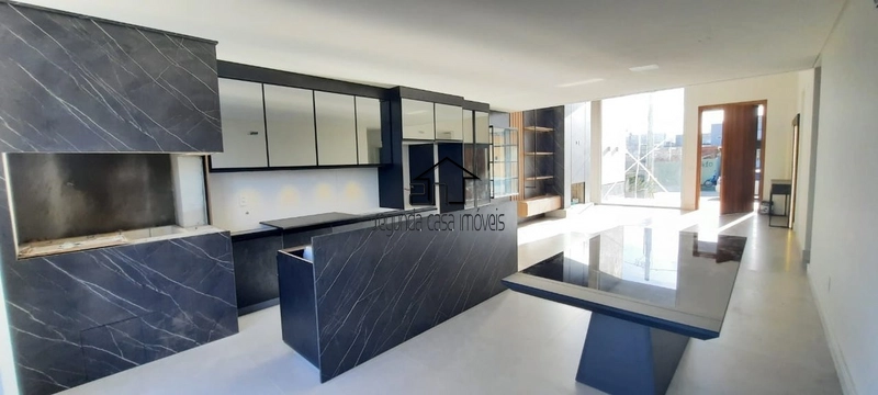 Casa 4 suítes: 3ª foto da galeria de imagens do imóvel