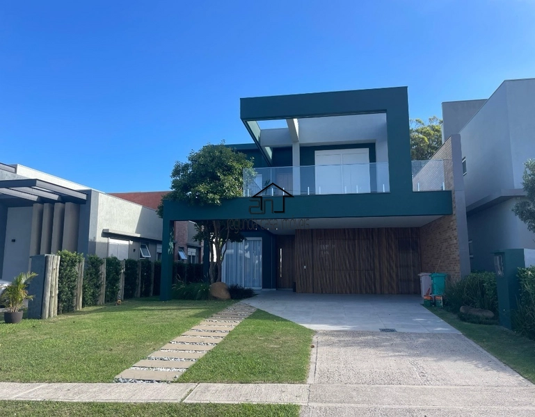 Sobrado 4 suítes no Capão Ilhas