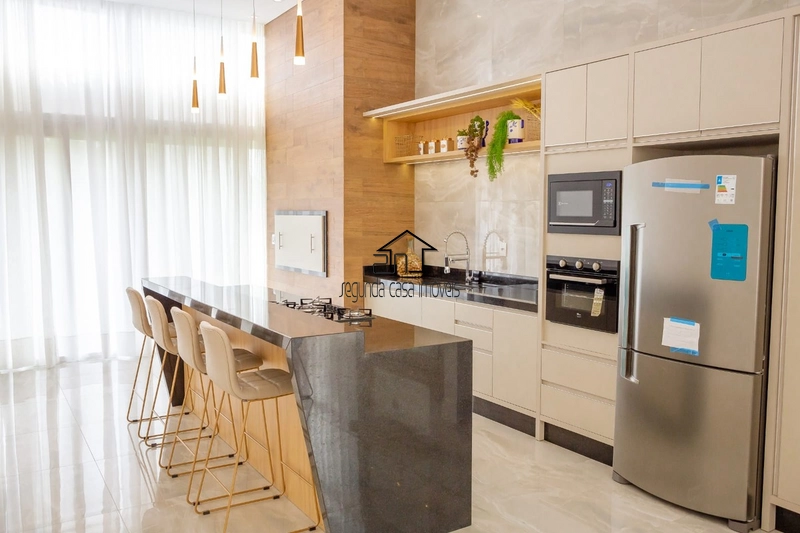 Casa 4 suítes no Capão Ilhas: 3ª foto da galeria de imagens do imóvel