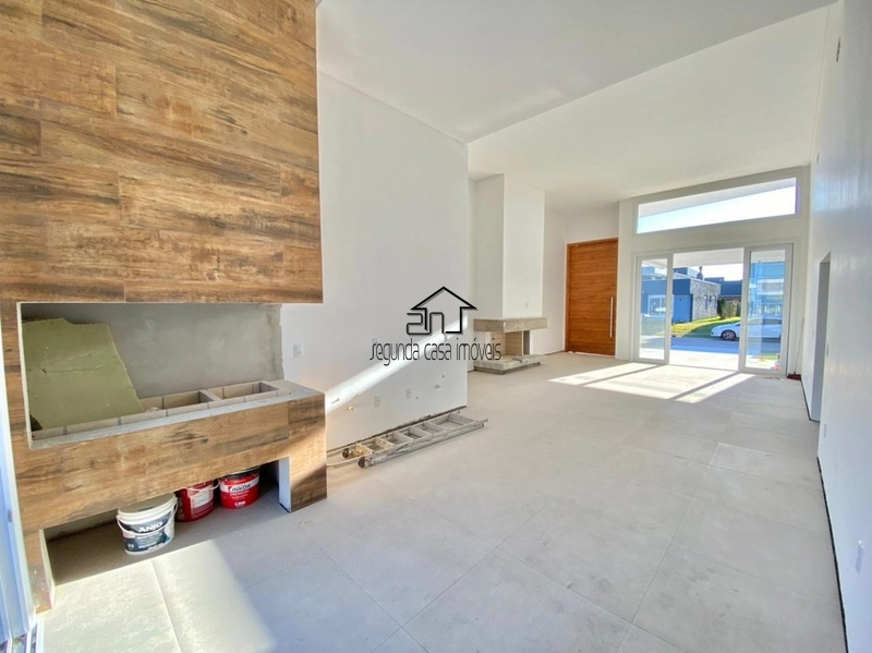 Casa em condomínio 4 dormitórios: 3ª foto da galeria de imagens do imóvel