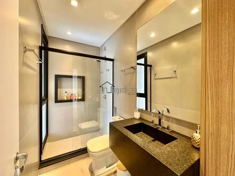 Sobrado beira lago: 15ª foto da galeria de imagens do imóvel