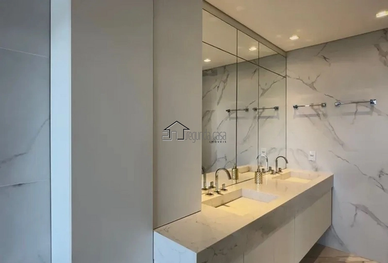 Sobrado beira lago: 23ª foto da galeria de imagens do imóvel