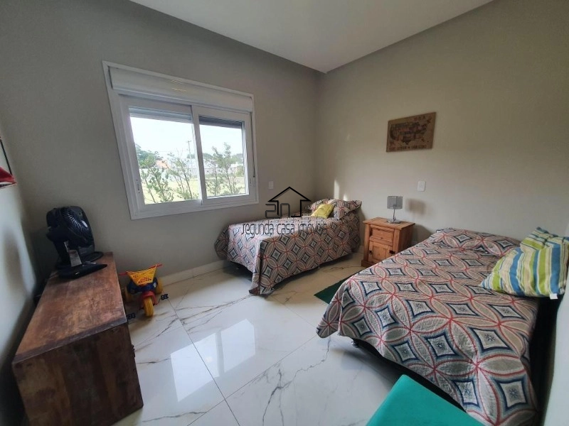 Casa beira lago: 7ª foto da galeria de imagens do imóvel