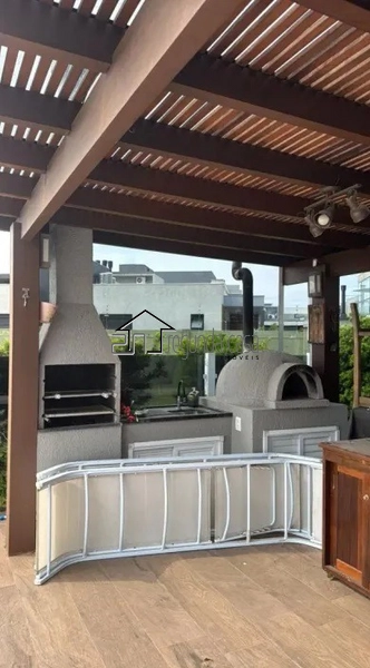 Casa mobiliada com 220m²: 6ª foto da galeria de imagens do imóvel