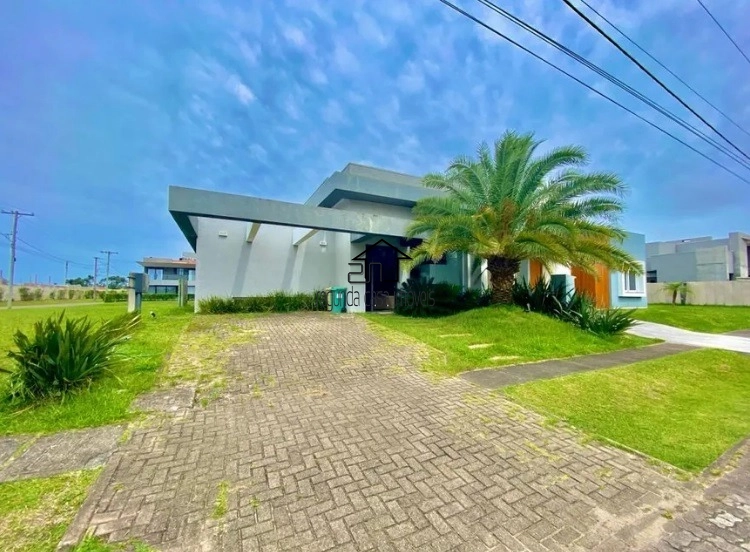 Casa 4 suítes: 1ª foto da galeria de imagens do imóvel