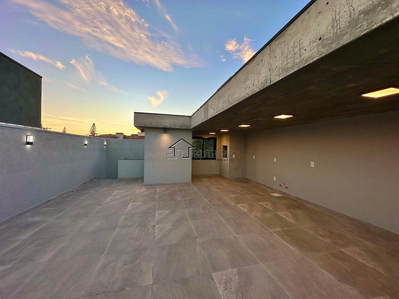 CASA DE ALTO PADRÃO COM TERRAÇO À VENDA EM CAPÃO DA CANOA: 13ª foto da galeria de imagens do imóvel