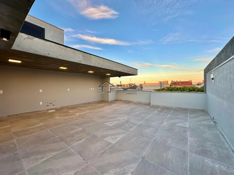 CASA DE ALTO PADRÃO COM TERRAÇO À VENDA EM CAPÃO DA CANOA: 12ª foto da galeria de imagens do imóvel