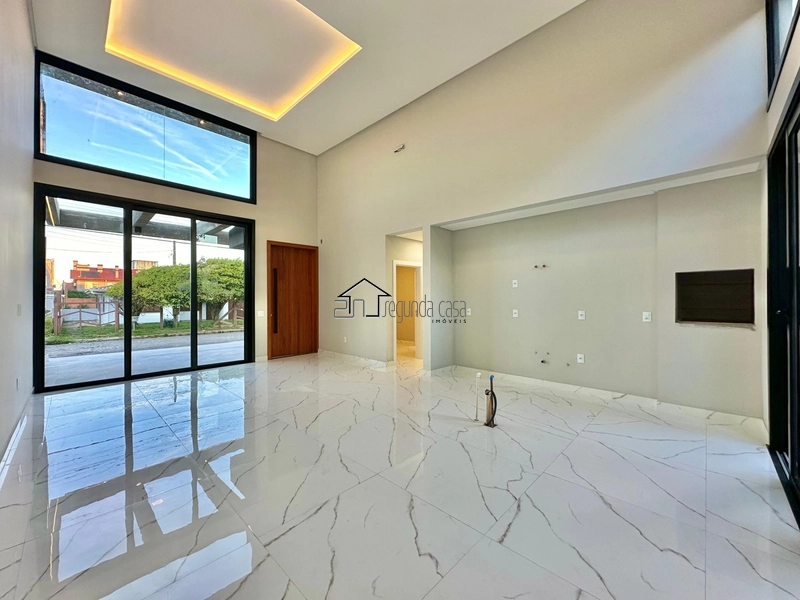 CASA DE ALTO PADRÃO COM TERRAÇO À VENDA EM CAPÃO DA CANOA: 4ª foto da galeria de imagens do imóvel