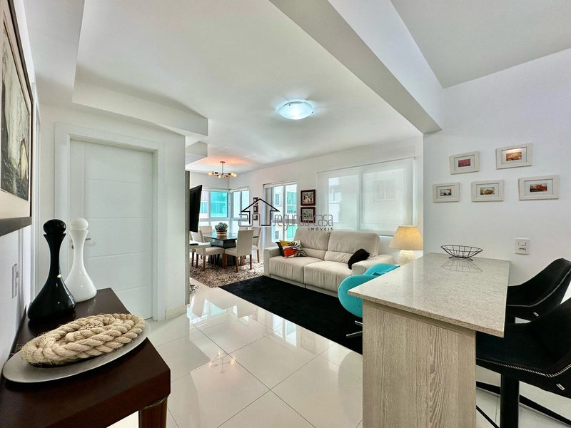 APARTAMENTO COM VISTA PARA O MAR: 1ª foto da galeria de imagens do imóvel