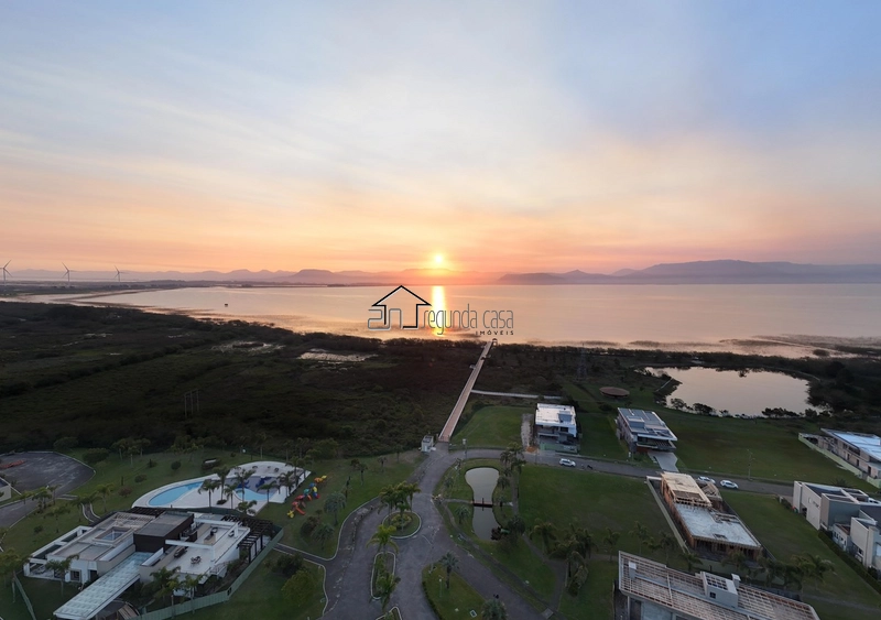 NOVIDADE À VENDA CONDOMÍNIO CAPÃO ILHAS RESORT SOBRADO BEIRA LAGO: 15ª foto da galeria de imagens do imóvel