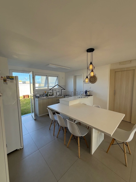 Sobrado em condomínio fechado em Xangri-lá: 6ª foto da galeria de imagens do imóvel