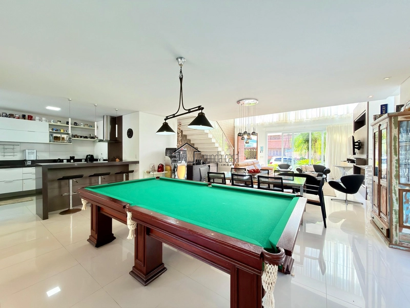 Sobrado com 330 M: 8ª foto da galeria de imagens do imóvel