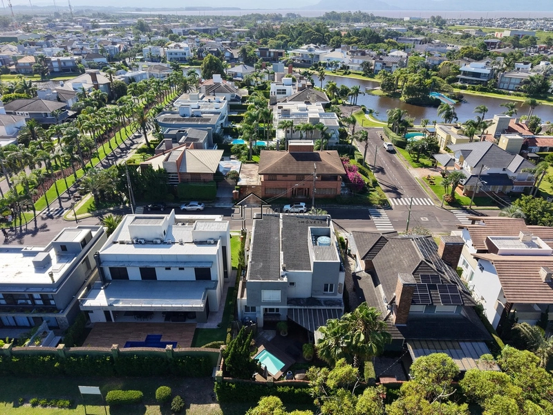 Sobrado com 330 M: 36ª foto da galeria de imagens do imóvel