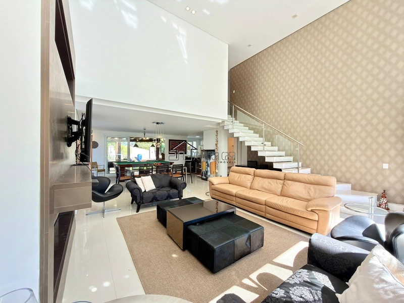 Sobrado com 330 M: 3ª foto da galeria de imagens do imóvel