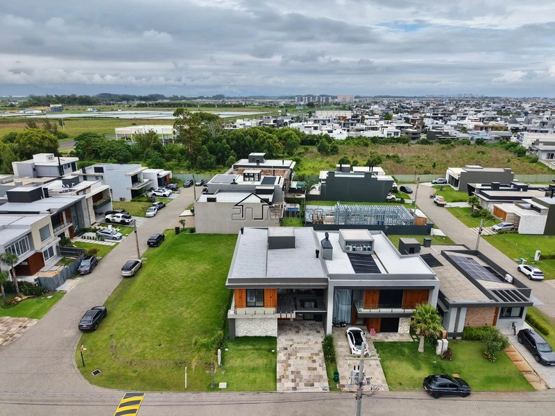 Belo imóvel com 220 m²: 31ª foto da galeria de imagens do imóvel