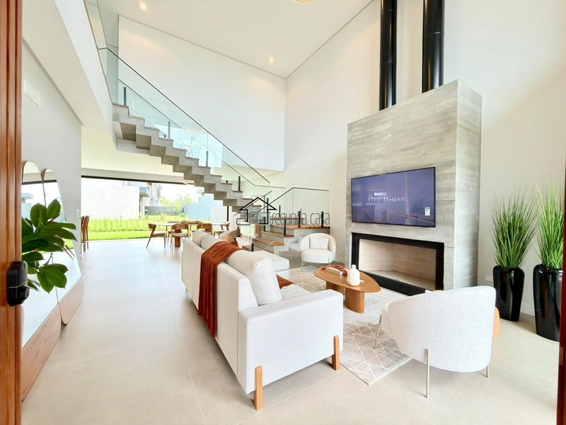 Belo imóvel com 220 m²: 3ª foto da galeria de imagens do imóvel