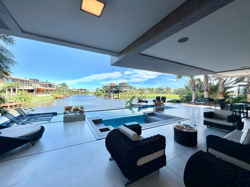 MANSÃO COM VISTA FANTÁSTICA PARA O LAGO: 7ª foto da galeria de imagens do imóvel