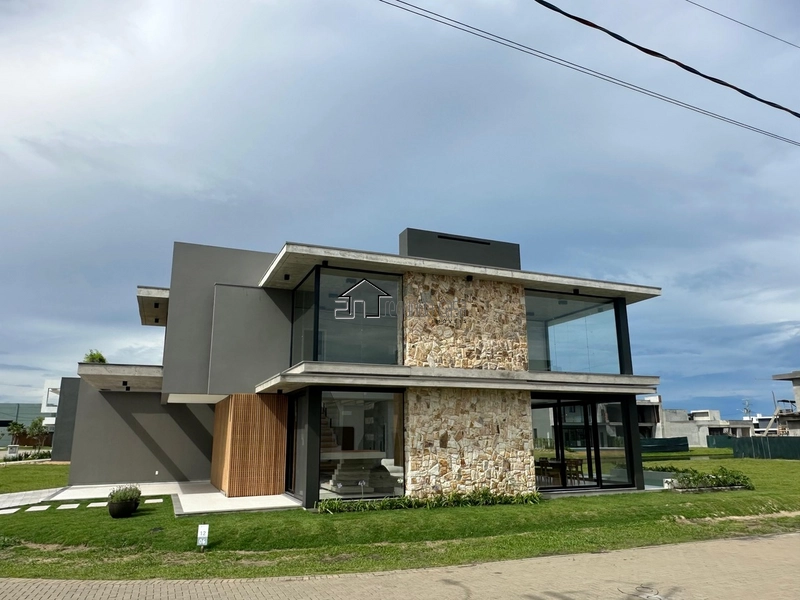 Sobrado com 230m²: 7ª foto da galeria de imagens do imóvel