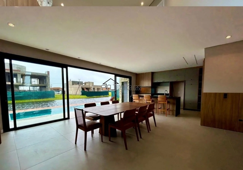 Sobrado com piscina: 3ª foto da galeria de imagens do imóvel