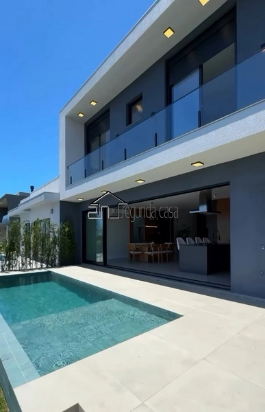 Sobrado beira lago: 8ª foto da galeria de imagens do imóvel